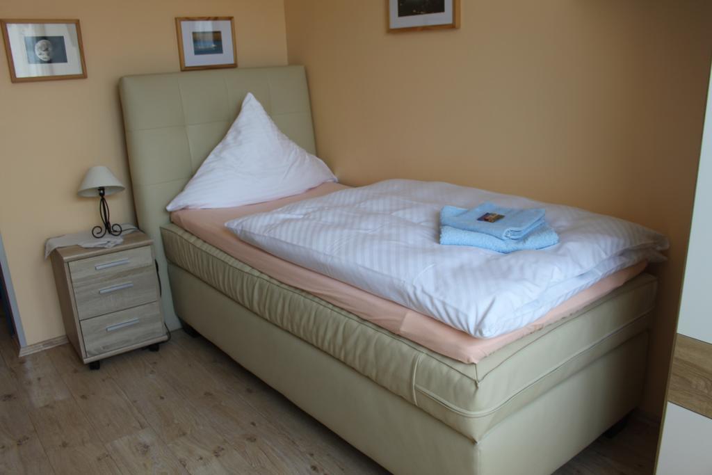 Hotel Landpension Adebar à Linum Extérieur photo